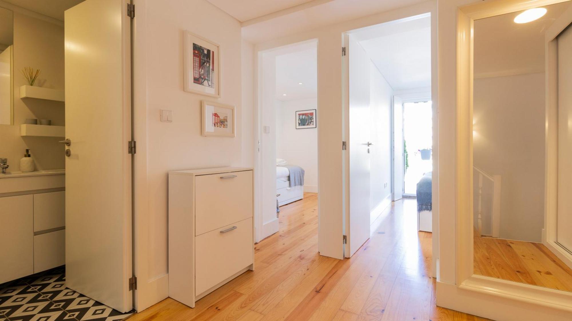 City Center Duplex W Patio By Lovelystay Porto Eksteriør bilde